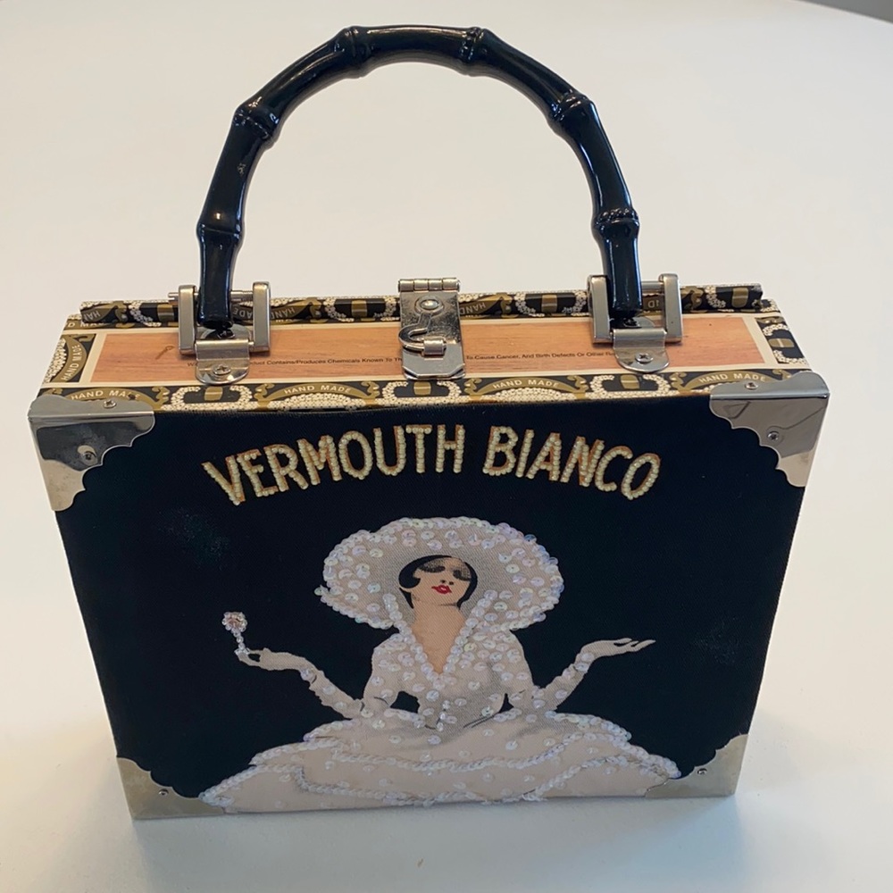 Vermouth Bianca vintage cigar purse. Great condition.